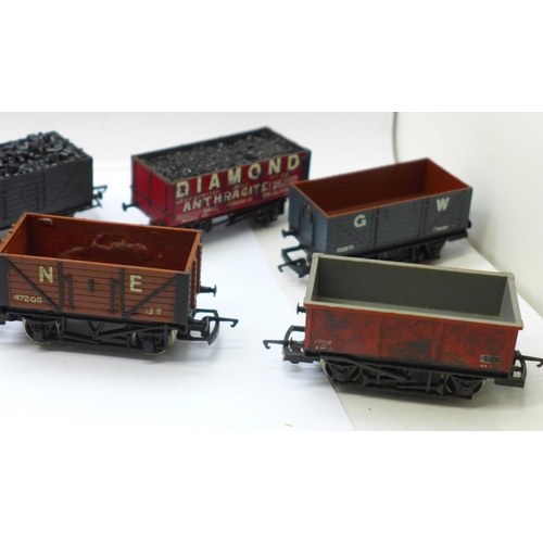 694 - Twelve OO gauge railway wagons including Hornby