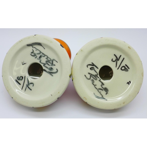 700 - Lorna Bailey Pottery - Limited Edition cruet set in the “Flower” design, number 18 of 75, signed on ... 