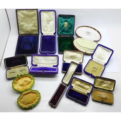 708 - Twelve early 20th Century jewellery boxes