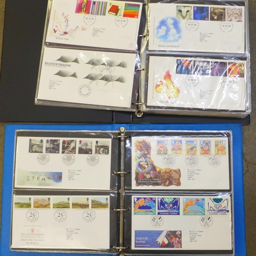 745 - Stamps; GB First Day Covers from the period June 1990 to November 2005, all tyed address with specia... 