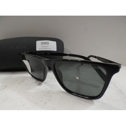 3069 - Nautica Sunglasses Clampack 21   (224-161) * This lot is subject to VAT