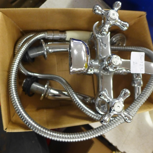 2071 - Chrome shower mixer tap