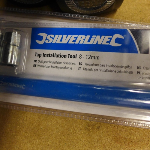 2142 - 2 Silverline tap installation tools - 8-12mm - unused