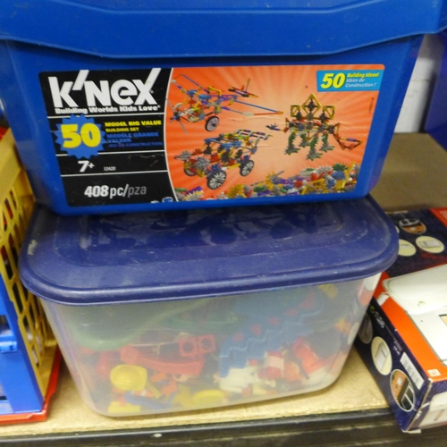 2184 - Qty. of Lego, K'Nex & toys