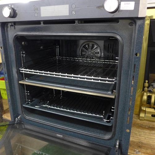 2297 - Cooke and Lewis integrated electric oven