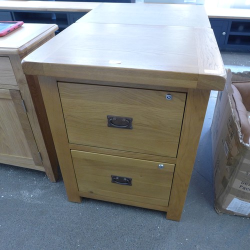 1594 - A Winchester oak filing cabinet (CO-FC)  * This lot is subject to VAT Damage to top no keys.