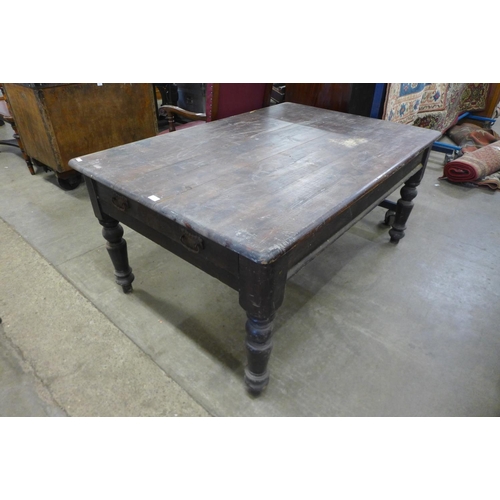 283 - A Victorian stained pine two drawer farmhouse table