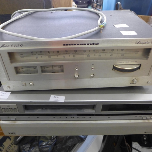 2262 - Marantz model 2100 stereophonic tuner