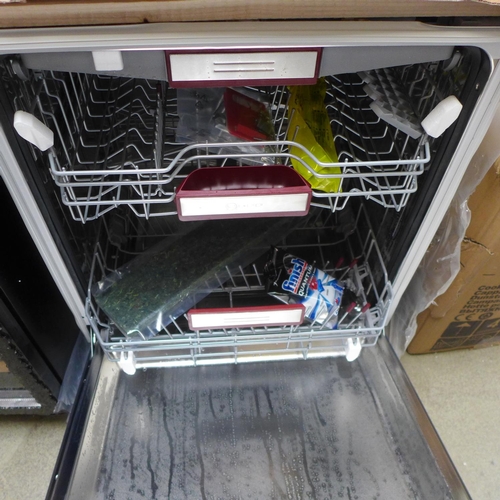 86 - Neff  Fully Integrated Dishwasher-Door Open Assist H815xW598xD550 , RRP £862 inc. VAT * VAT will be ... 