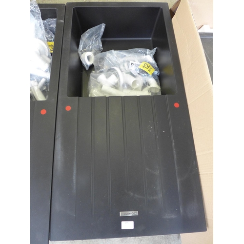 195 - Messina Composite 1.0 Bowl RVS Black 500x1000 - model no.:- TD100L, RRP £120 inc. VAT * This lot is ... 