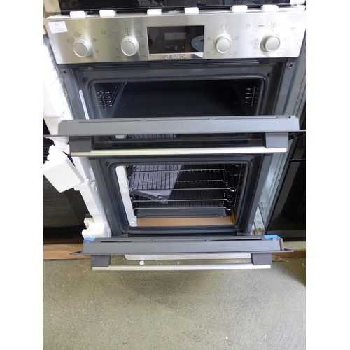 77 - Bosch  Serie 2 Built In Double Oven H888xW594xD550 - model no.:- MHA133BR0B, RRP £507.5 inc. VAT * T... 