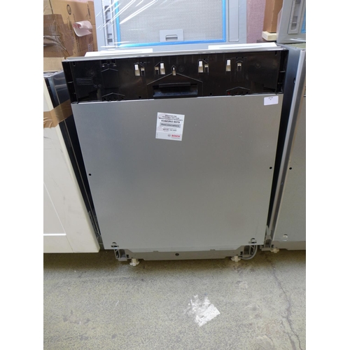 91 - Bosch Integrated Dishwasher H815xW598xD550  - model no.:- SMV40C30GB, RRP £359 inc. VAT * This lot i... 