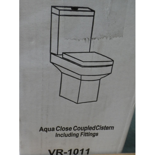 3151 - An Aqua Close coupled toilet with system (toilet cracked) * This lot is subject to VAT