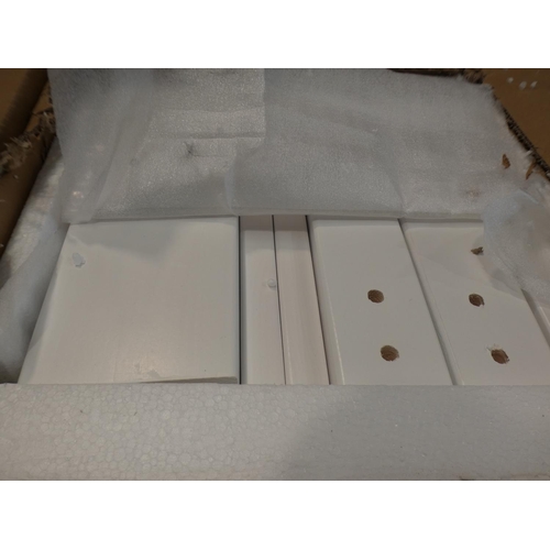 3174 - A Morocabin white bed with slide * This lot is subject to VAT