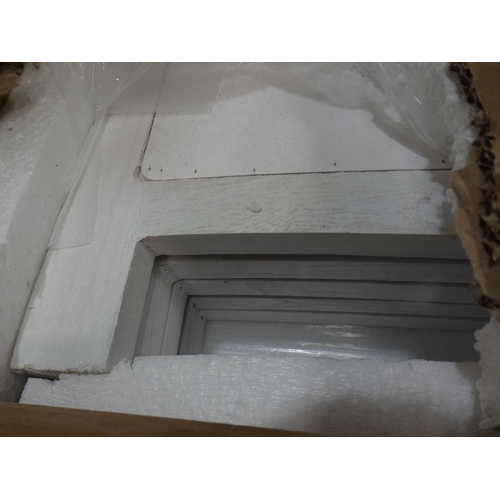 3134 - A Middlesbrough Birds 5 panel room divider * this lot is subject to VAT