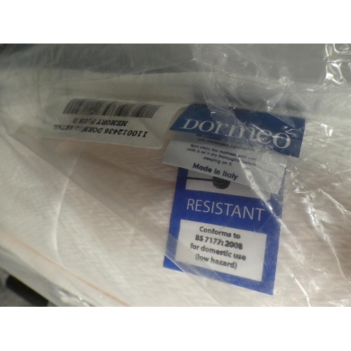 3256 - A Dormeo memory plus double mattress * This lot is subject to VAT
