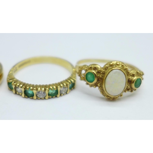 1041 - Four 9ct gold rings, two set with opals, total weight 9.1g, M, 2x P and S