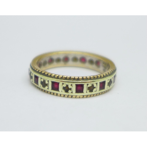 1087 - A 9ct gold, red and white stone ring, 4.1g, P