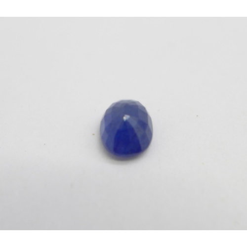 1124 - An unmounted sapphire, 2.3carat weight