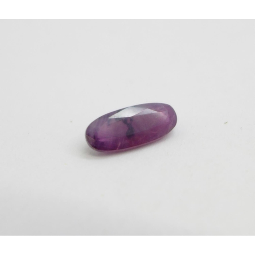 1125 - An unmounted corundum stone, 2carat weight