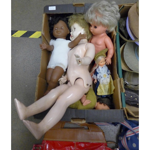 1269 - A box of dolls and handbags, etc. **PLEASE NOTE THIS LOT IS NOT ELIGIBLE FOR POSTING AND PACKING**