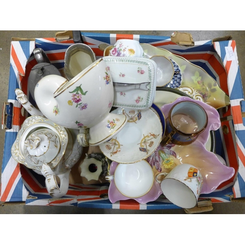 1283 - Mixed 19th Century and later china **PLEASE NOTE THIS LOT IS NOT ELIGIBLE FOR POSTING AND PACKING**