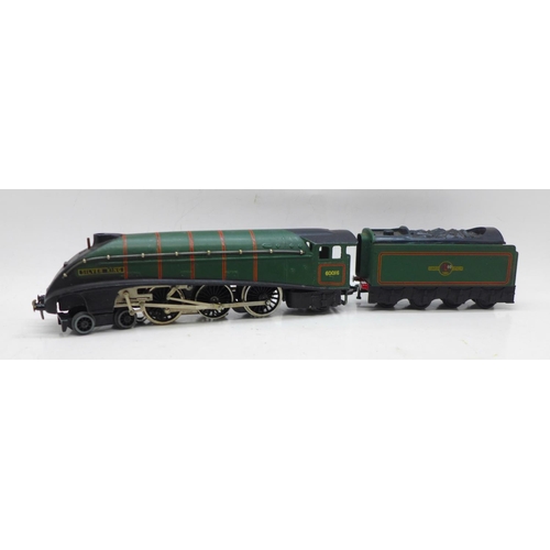 644 - A Hornby OO gauge 4-6-2 Silver King locomotive and tender