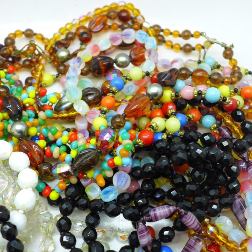 646 - Vintage glass bead necklaces