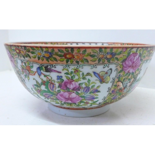 804 - A Chinese famille rose bowl, 25cm diameter