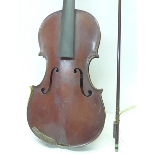 824 - A cased violin, length of back 36cm, case is a/f (front has come away from sides)