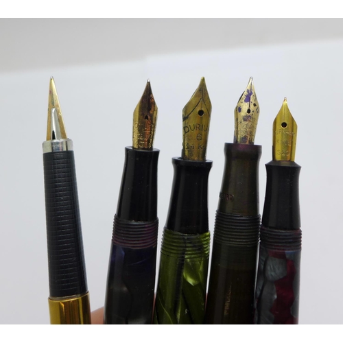 880 - Four pens with 14ct gold nibs; Conway Stewart 15, Blackbird self-filler, Wearever in green marble an... 