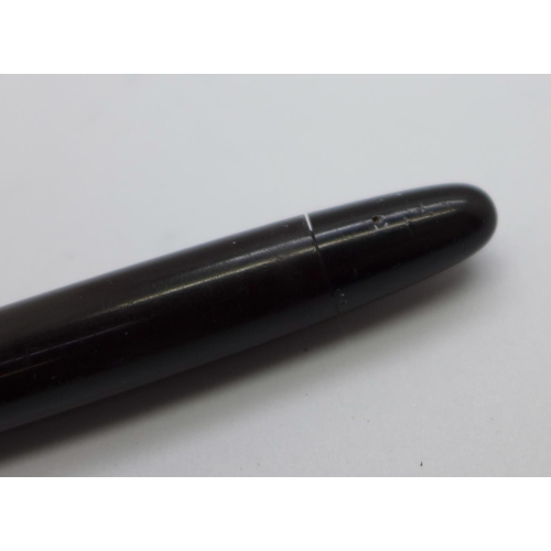 882 - A Parker Duofold pen with 14k nib and pump action