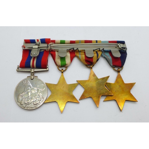 895 - Four WWII medals