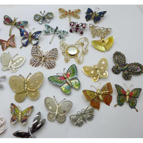 928 - Butterfly and dragonfly brooches