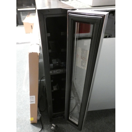 3098 - CDA  Under Counter Wine Cooler H820xW148xD525, RRP £320 inc. VAT - model no:-FWC153SS * This lot is ... 