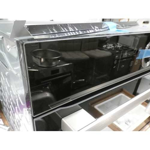 3135 - Bosch  Compact Oven with Microwave H455xW595xD548, RRP £969 inc. VAT - model no:-CMG633BB1B * This l... 