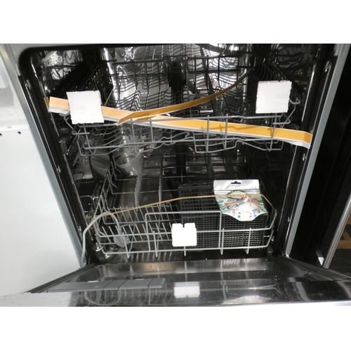 3144 - AEG Fully Integrated Dishwasher H818xW596xD550 , RRP £310 inc. VAT - model no:-FSB42607Z * This lot ... 