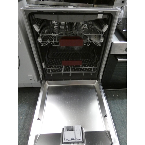 3290 - NEff  Fully Integrated Dishwasher H815xW598xD550, RRP £576 inc. VAT - model no:-S513K60X1G * This lo... 