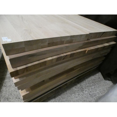 3323 - Quantity of solid oak off cuts, RRP £1560 inc. VAT - model no:-UNKNOWN * This lot is subject to VAT