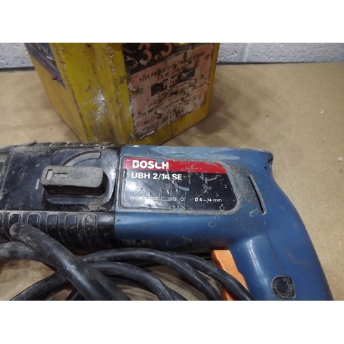 2021 - Bosch 110v hammer drill in case with 110v transformer