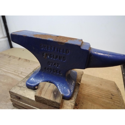 2030 - Record joiners vice with 2 hobby vices and a Record mini anvil