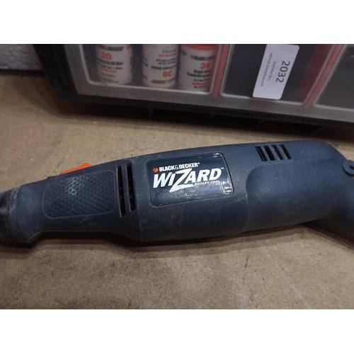 2032 - Black &  Decker Wizard rotary tool & bits