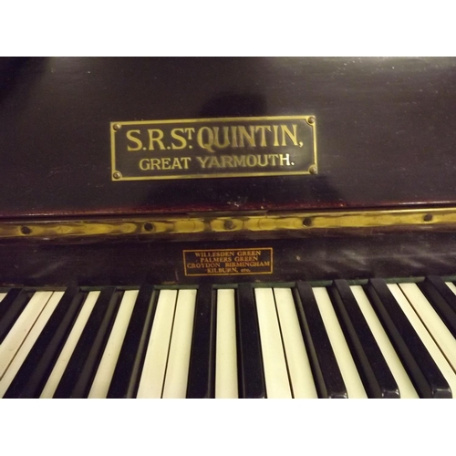 2070 - S.R. St. Quintin upright over strung piano