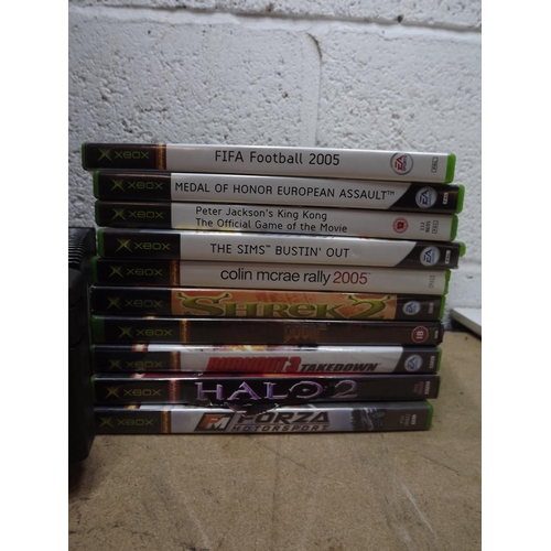 2138 - Original Xbox plus 10 games & leads - a/f