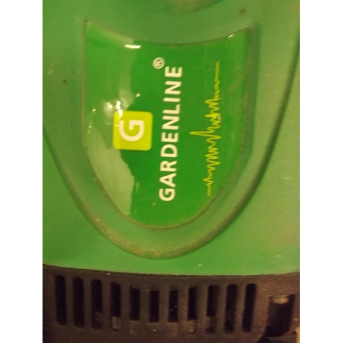 2316 - Gardenline electric (mains) chainsaw plus oil & spare chain