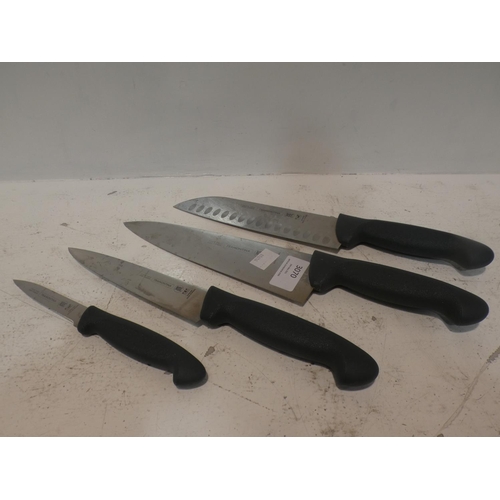 3070 - Tramontina Chef's Knives (222-35) * This lot is subject to VAT