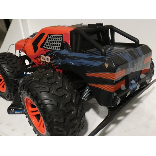 3146 - Monster Truck Remote Control Car (222-115) * This lot is subject to VAT