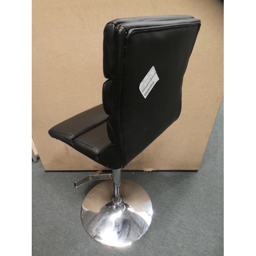 3166 - Bennett Gaslift Bar Stool (model:- CUKGLBST-1) (222-332) * This lot is subject to VAT