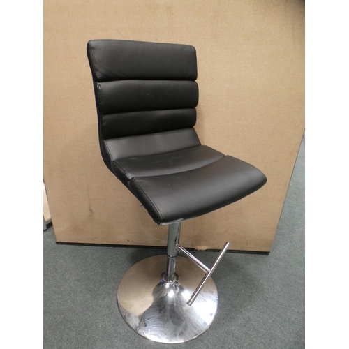 3166 - Bennett Gaslift Bar Stool (model:- CUKGLBST-1) (222-332) * This lot is subject to VAT