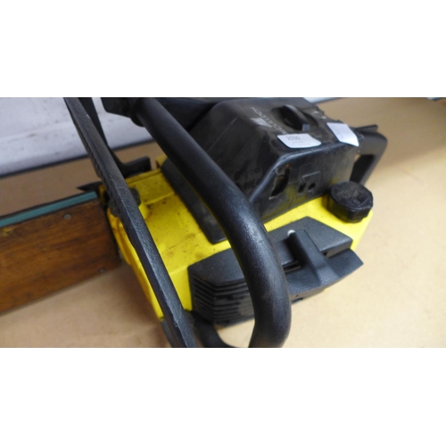 2014 - McCulloch Pro Mac 610 chainsaw - W seen running